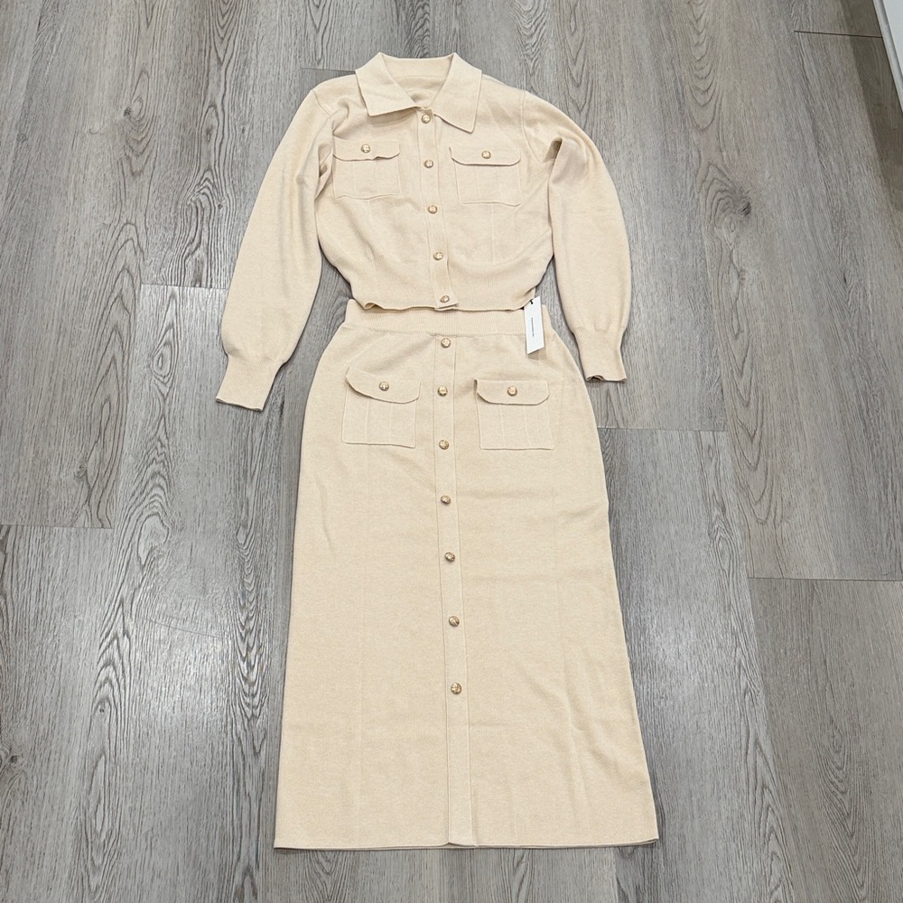 Commense skirt set